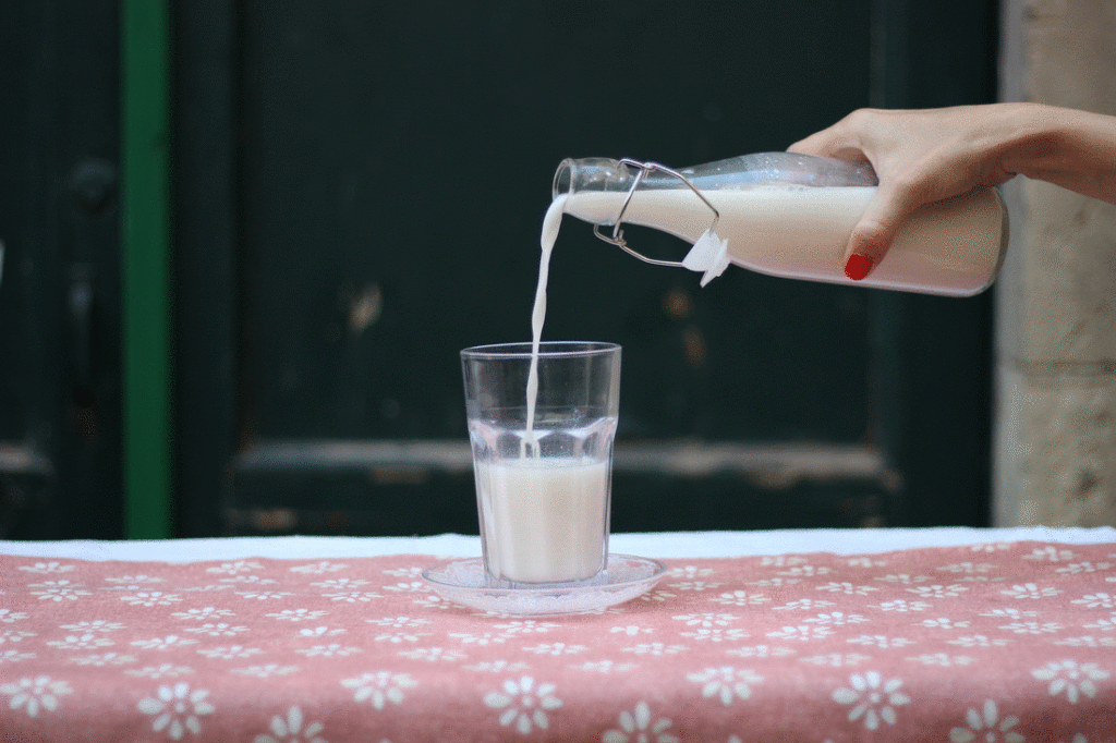 Come Preparare Il Latte Di Mandorla Bonajuto